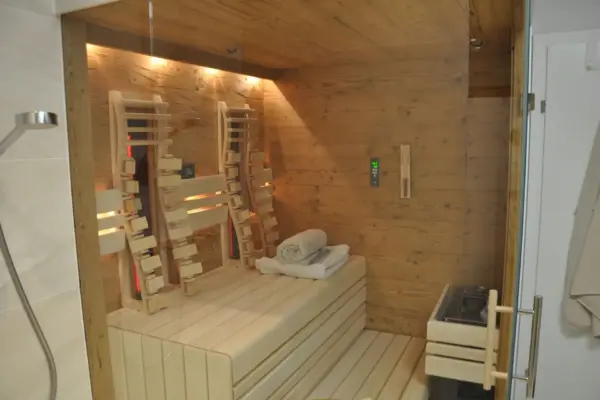 Altholz Sauna Priewasser Vollholzsauna (17)