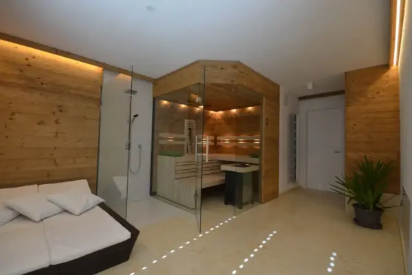 Altholz Sauna Priewasser Vollholzsauna (23)