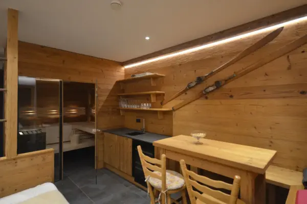 Altholz Sauna Priewasser Vollholzsauna (37)