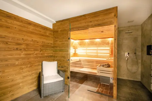 Altholz Sauna Priewasser Vollholzsauna (53)