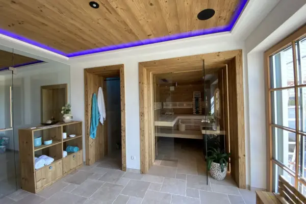 Altholz Sauna Priewasser Vollholzsauna (67)