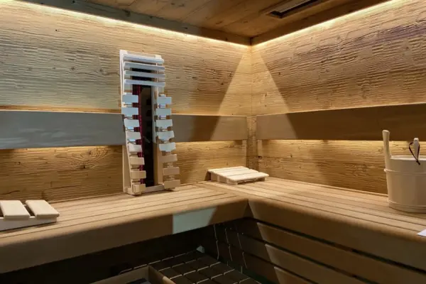 Altholz Sauna Priewasser Vollholzsauna (75)