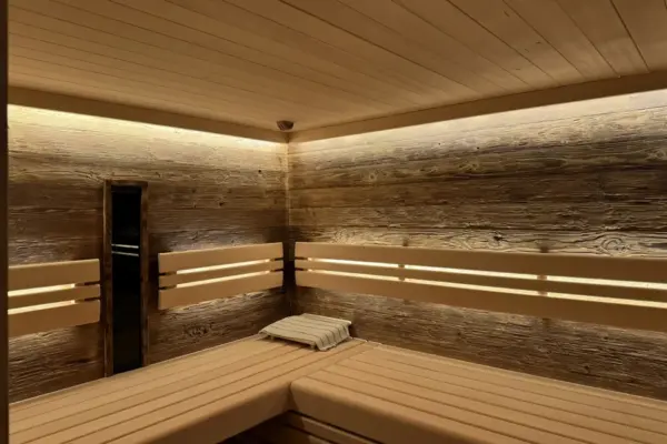 Altholz Sauna Priewasser Vollholzsauna (82)